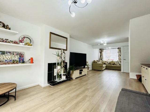 House for rent in Mickleover, East Midlands