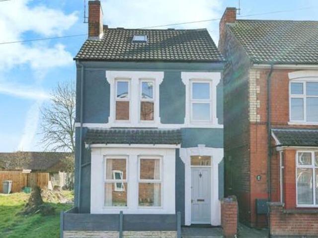 House for sale in Coalville, Leicestershire