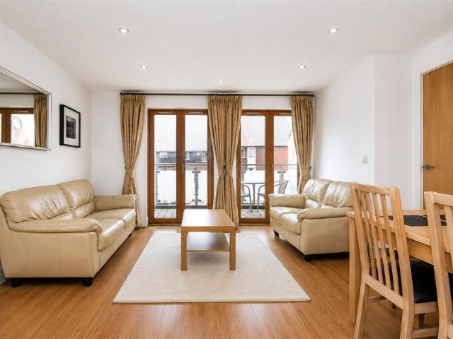 Apartment for rent in The Close, Hampshire