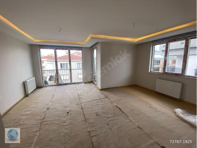 İncirli, Bakırköy içerisinde satılık mülk