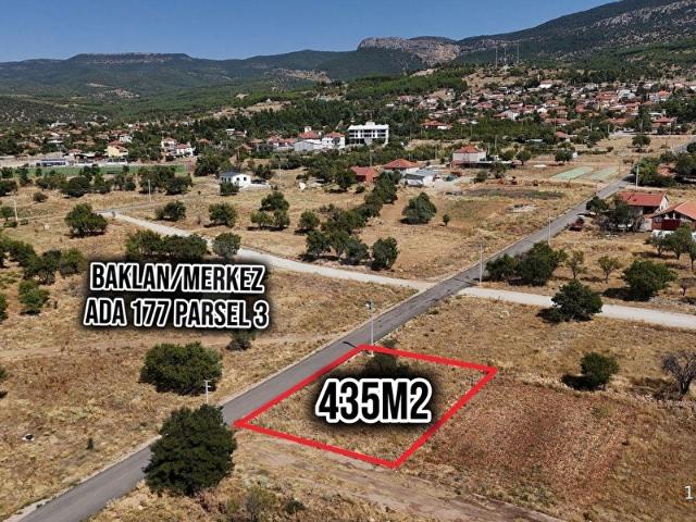 Gürlük, Baklan içerisinde satılık mülk