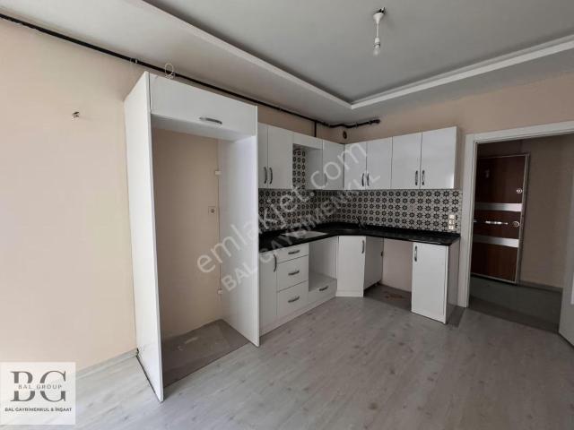 Menderes, İzmir içerisinde kiralık mülk