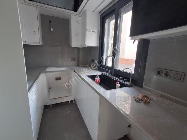 Gazipaşa Mahallesi, Menderes içerisinde satılık Villa