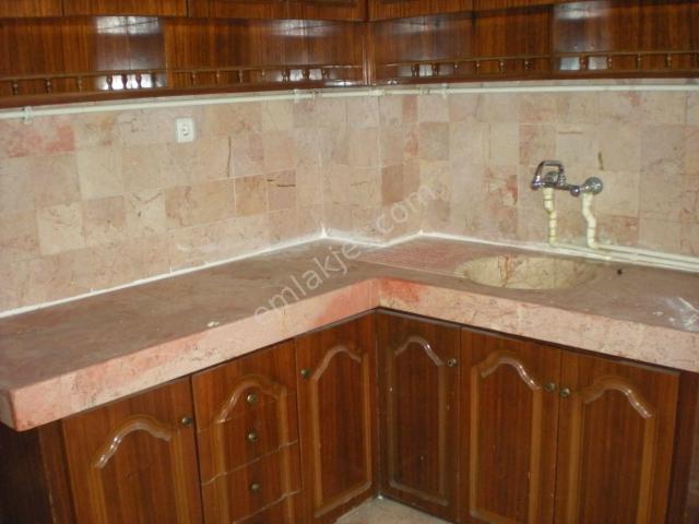 Kasaplar, Altıeylül içerisinde kiralık mülk