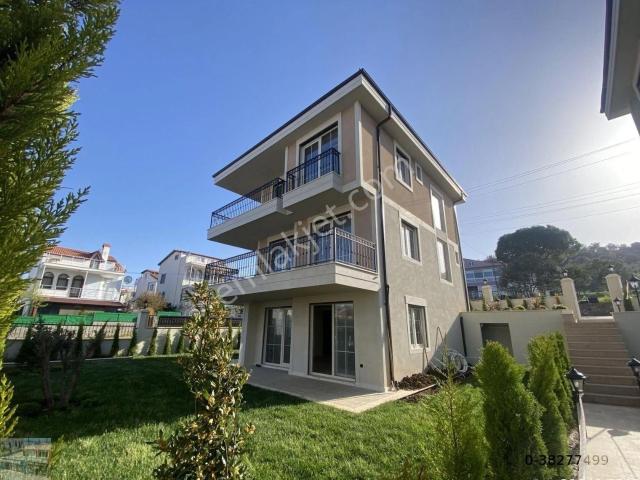 Ayvalik, Balikesir içerisinde satılık Villa