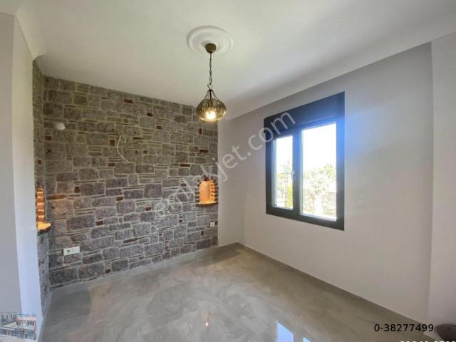 Ayvalik, Balikesir içerisinde satılık Villa