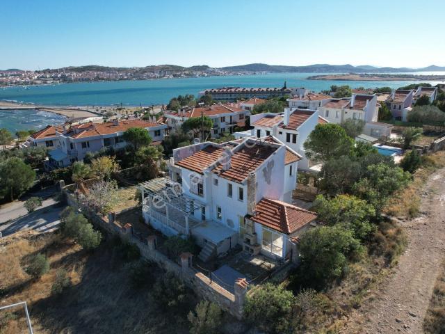 Ayvalik, Balikesir içerisinde satılık Villa