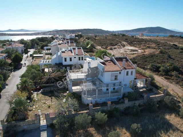 Ayvalik, Balikesir içerisinde satılık Villa