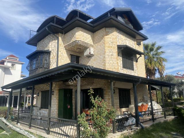Ayvalik, Balikesir içerisinde satılık Villa
