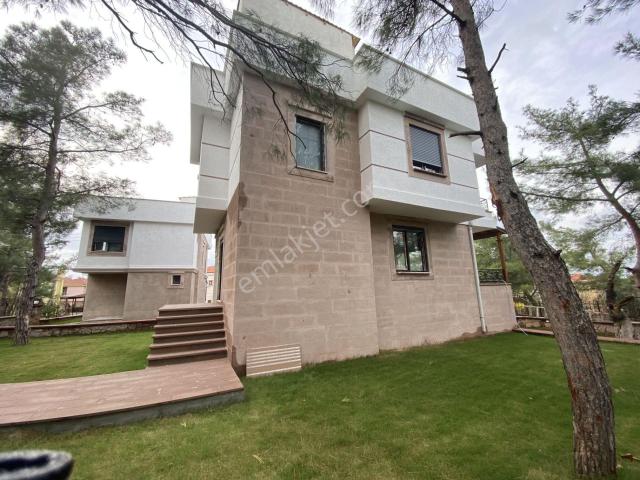 Ayvalik, Balikesir içerisinde satılık Villa