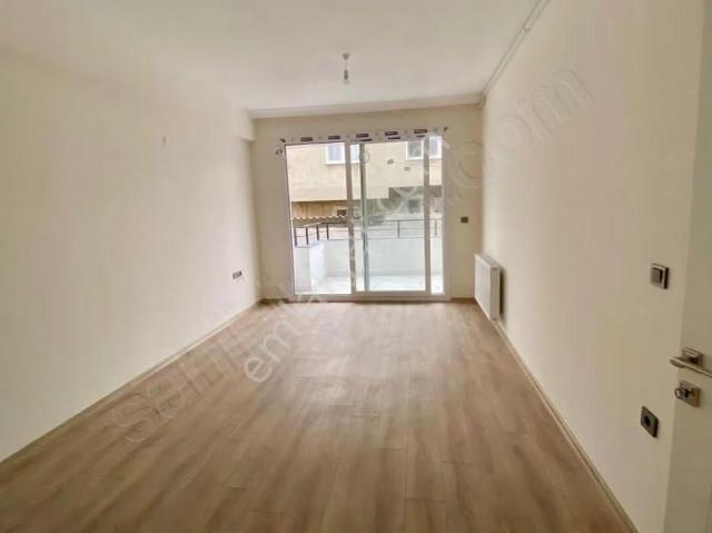 Burhaniye, Balikesir içerisinde satılık mülk