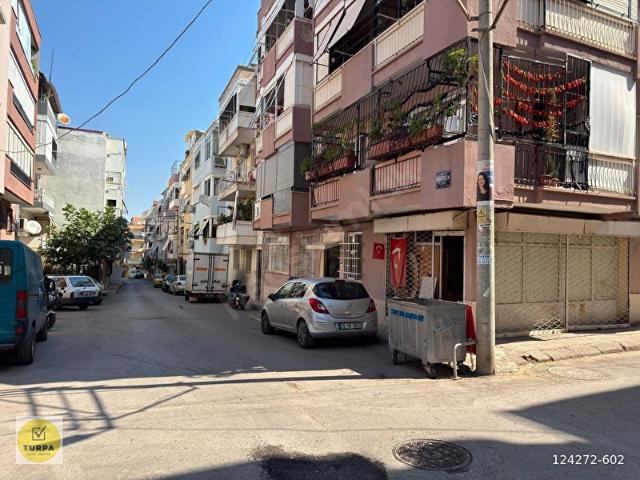 Balçova, İzmir içerisinde satılık Dükkan