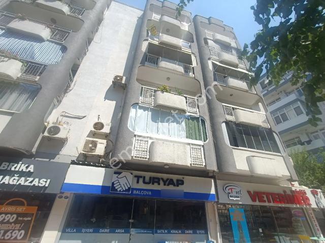 Eğitim Mahallesi, Balçova içerisinde satılık mülk