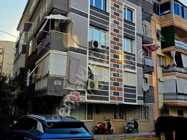 Çetin Emeç Mahallesi, Balçova içerisinde satılık mülk