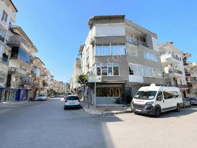 Balçova, İzmir içerisinde satılık mülk