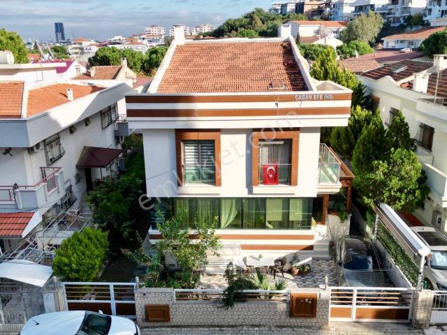 Balçova, İzmir içerisinde satılık Villa