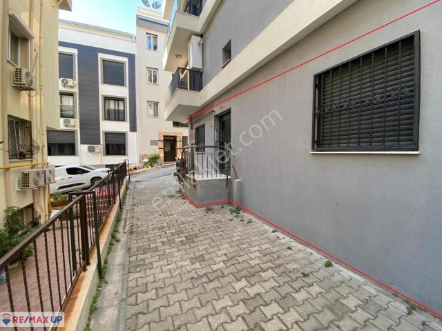 Karabağlar, İzmir içerisinde kiralık mülk