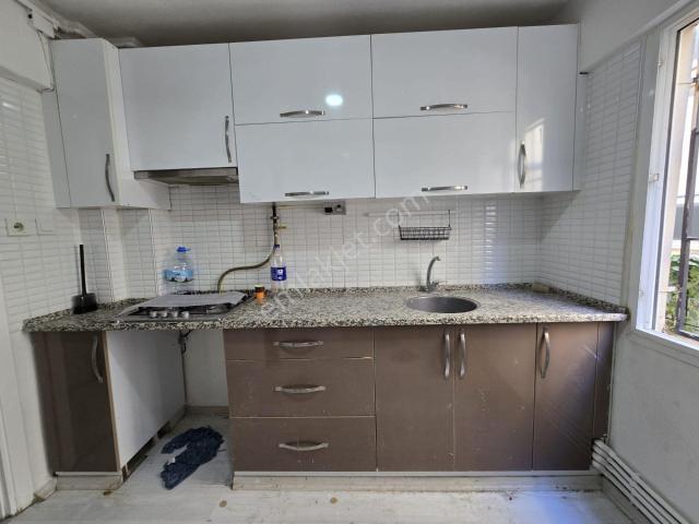 Eğitim Mahallesi, Balçova içerisinde kiralık mülk