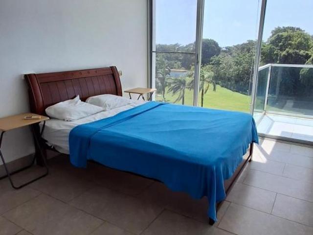 Bala Beach. 89mts 2r 2b balcon $149,400.00NEG