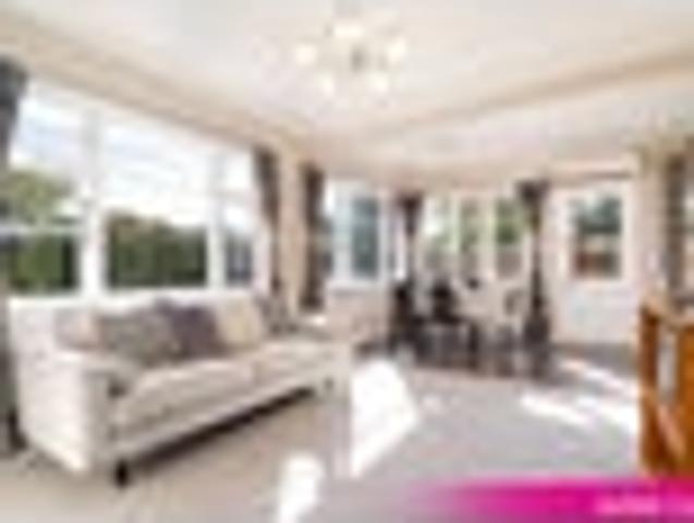House for rent in Otakou