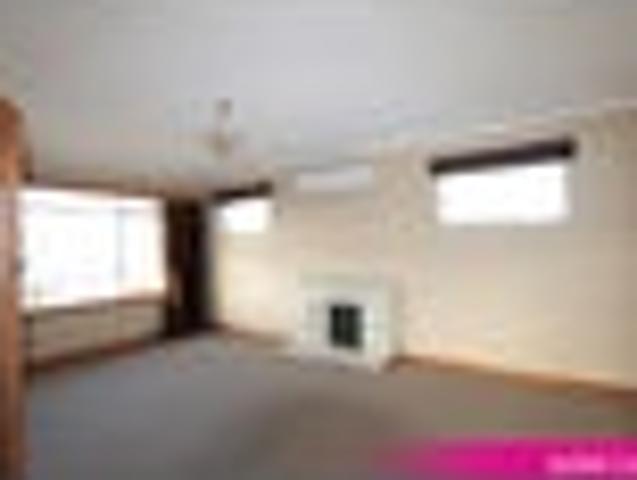 House for rent in Otakou