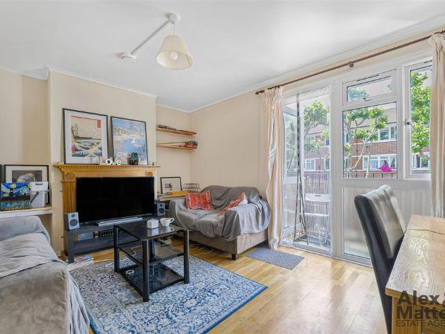 Apartment for rent in Old Kent Road, Greater London