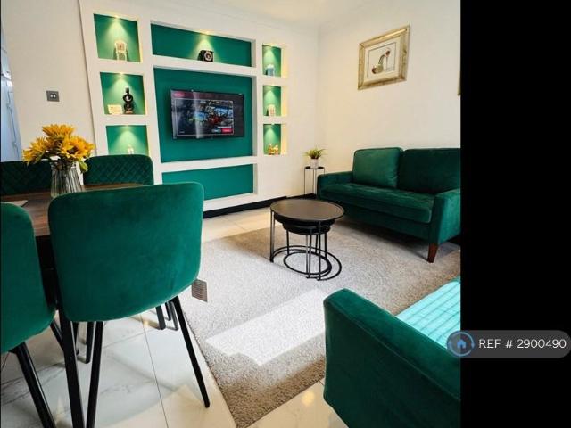 House for rent in Nangreaves, Wales