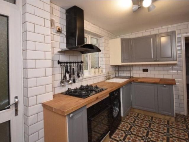 House for rent in Nangreaves, Wales