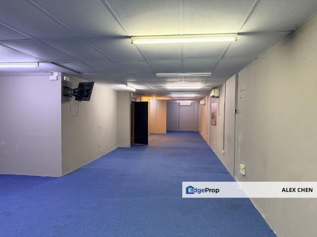 Shop for rent in Kajang, Langat