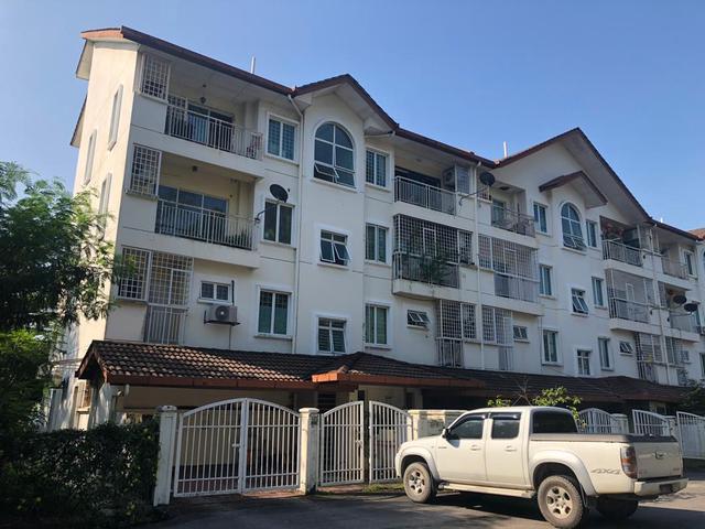 Townhouse for rent in Kajang, Langat