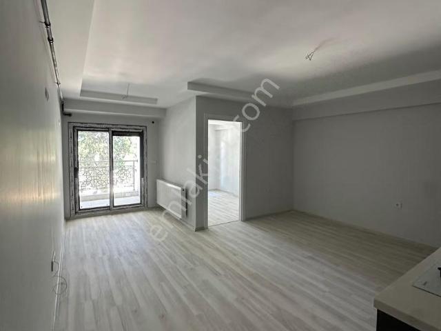 Çiğli, İzmir içerisinde satılık mülk
