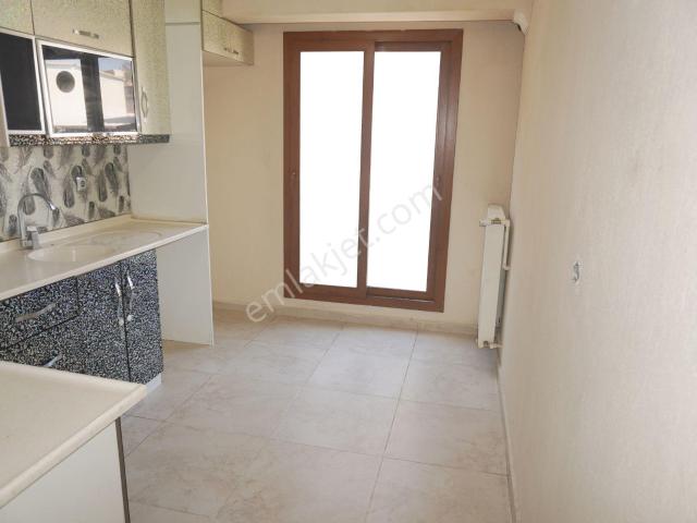 Çiğli, İzmir içerisinde kiralık mülk