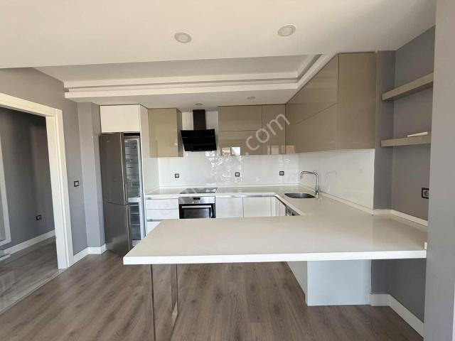 Çiğli, İzmir içerisinde kiralık mülk