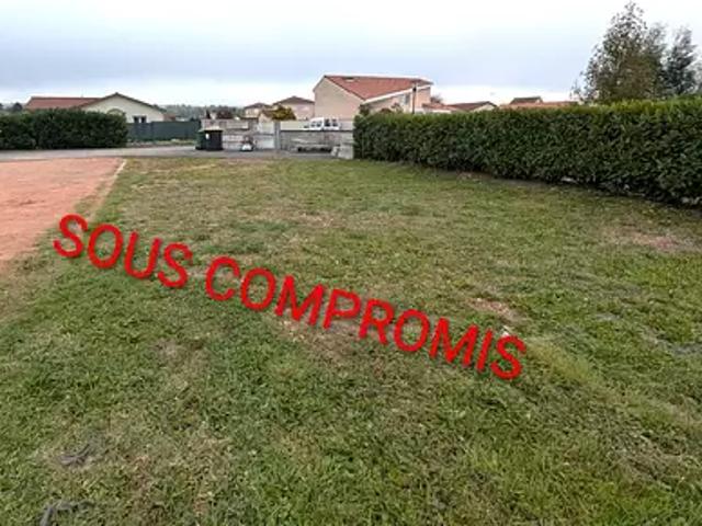 Terrain vente à Roanne, Balbigny