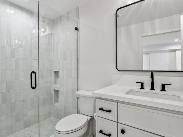 Apartment for rent in Newport Beach