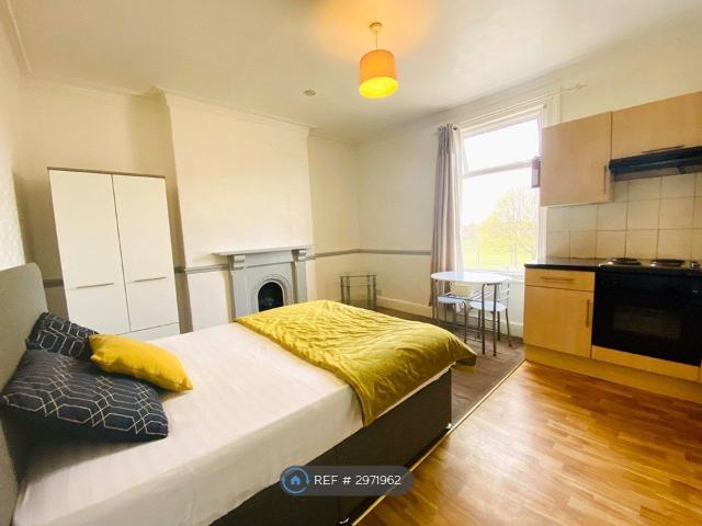 Room for rent in Hexthorpe, South Yorkshire