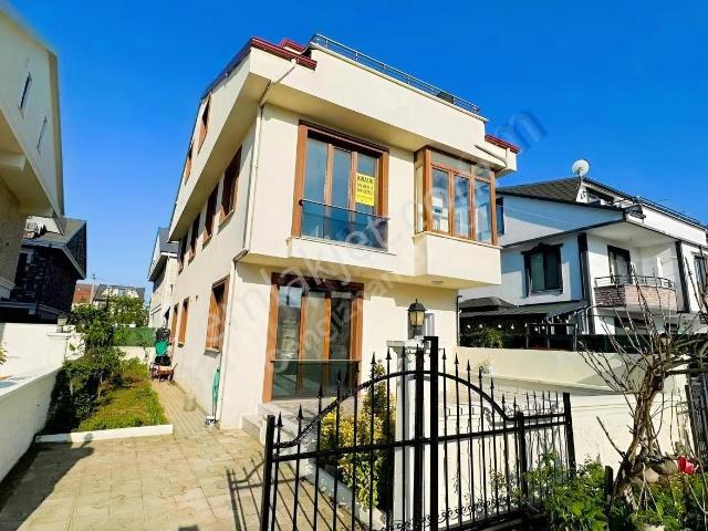 Kocaali, Sakarya içerisinde kiralık Villa