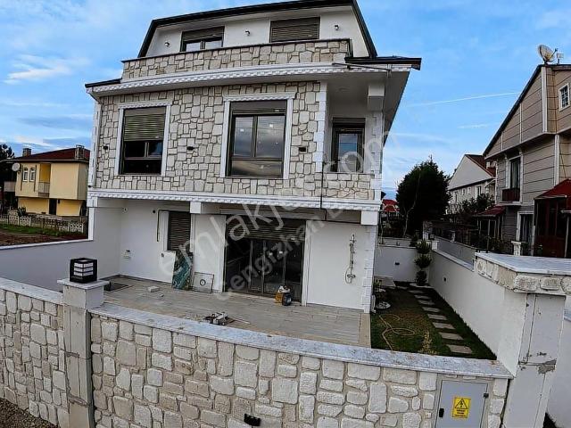Kocaali, Sakarya içerisinde satılık Villa