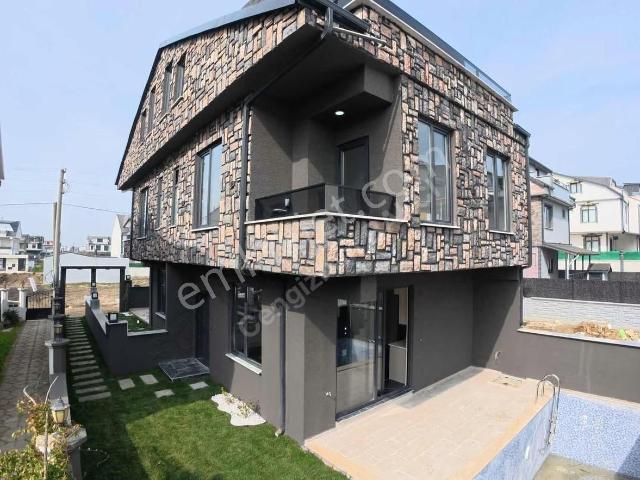 Kocaali, Sakarya içerisinde satılık Villa