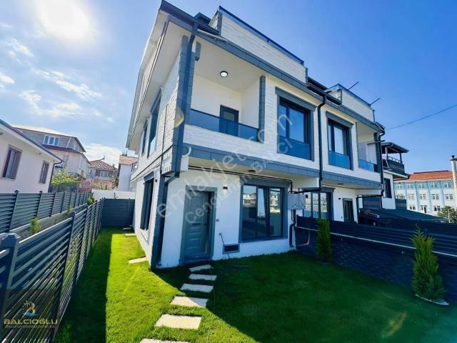 Kocaali, Sakarya içerisinde satılık Villa