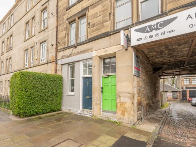 Apartment for rent in Comiston, Scotland