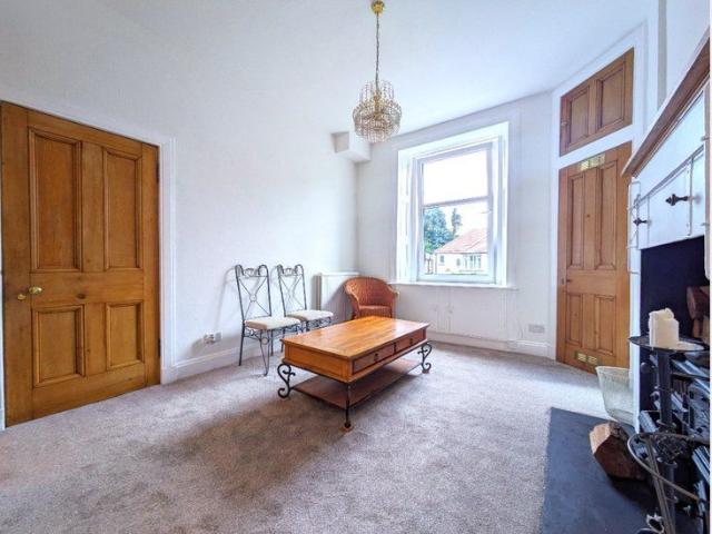 Apartment for rent in Comiston, Scotland