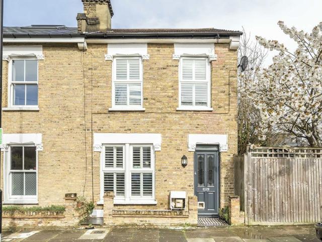 House for rent in London Borough of Southwark, Greater London
