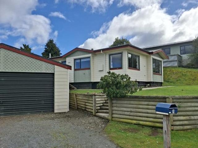 House for rent in Otakou