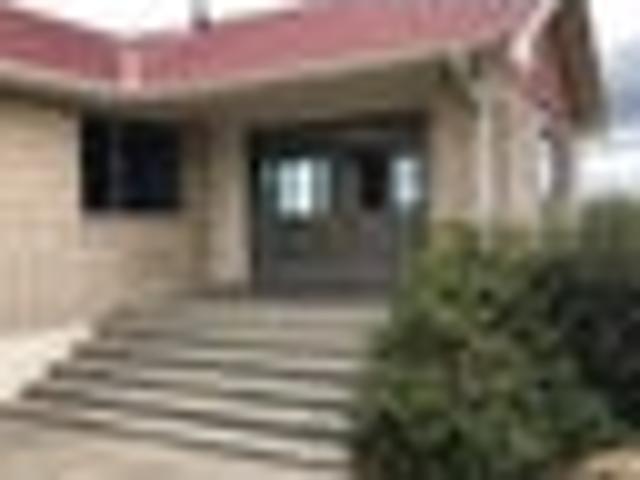 House for rent in Otakou