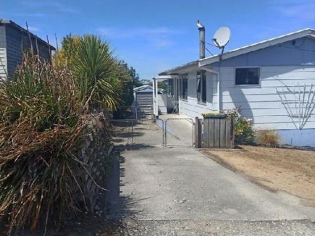 House for rent in Otakou