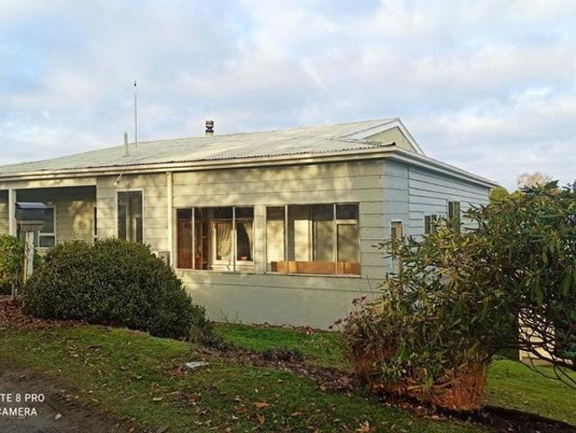 House for rent in Otakou