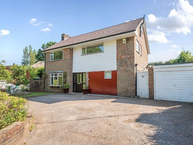 House for rent in Perryfields, West Sussex