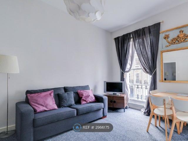 Apartment for rent in Marylebone, Greater London