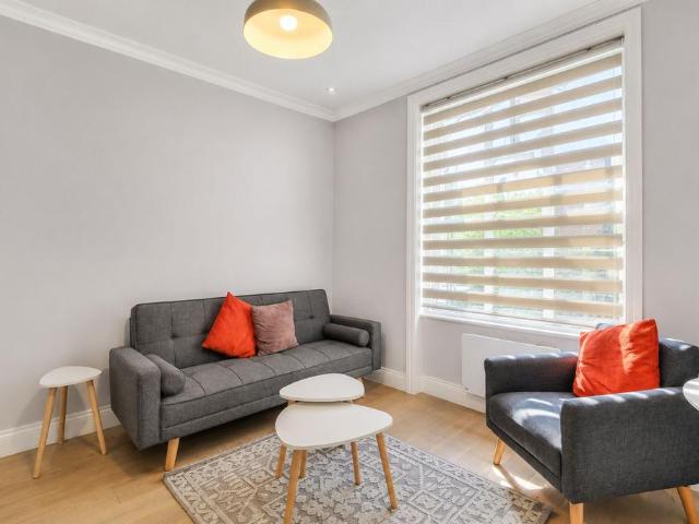 Apartment for rent in Marylebone, Greater London